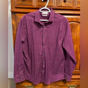 Calvin Klein Extreme Slim Fit Non-Iron Men’s dress shirt